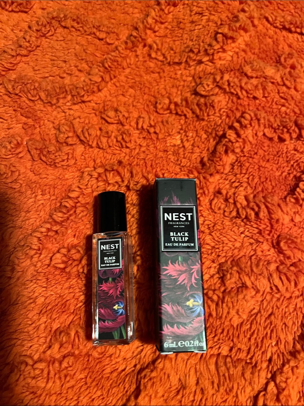 Perfume Bottle Roller ball Black tulip Nest